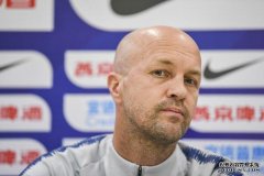 巴萨名宿小克鲁伊夫：亚马尔无法达到梅西的高度 到30岁时就没人比较他们了