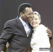 流言板]雪山依旧！爵士官方分享贝利和克莱顿展示新球衣的照片